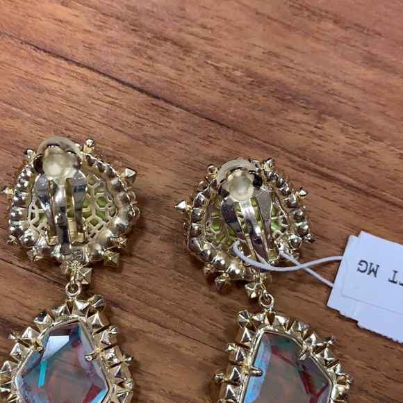 HOST PIC KENDRA SCOTT COLOR CHANGING ARIA 14K DROP DICHROIC GLASS EARRINGS - Picture 11 of 14